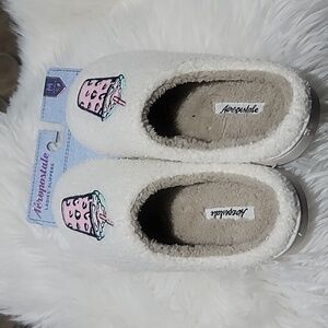 Aeropostale Ladies Slippers